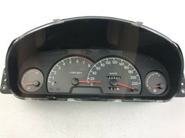 Hyundai Trajet Compteur de vitesse tableau de bord 940033A410