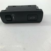 Volvo S90, V90 Muut kytkimet/nupit/vaihtimet P31443873