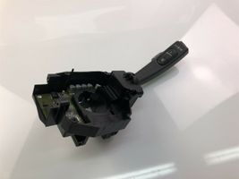 Volvo C30 Multifunkcinis valdymo jungtukas/ rankenėlė P30772253