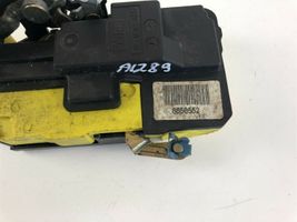 Volvo S60 Loading door lock 8650552