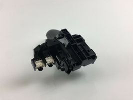 Volvo S90, V90 Кнопки рулевого колеса 31674103