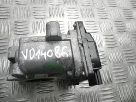 Renault Clio IV Throttle body valve 8200568712D