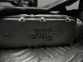 Toyota Auris E180 Välijäähdyttimen jäähdytin 1270001330