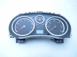 Vauxhall Corsa D Compteur de vitesse tableau de bord 28120245