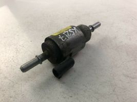 Volvo XC70 Fuel injection high pressure pump 9031365A