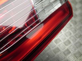 Maserati Ghibli Aizmugurējais lukturis virsbūvē 06700046630