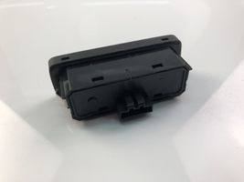 Volvo V40 Tailgate opening switch P31443873