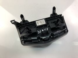 Toyota Prius (XW50) Ilmastoinnin ohjainlaite 5590047270