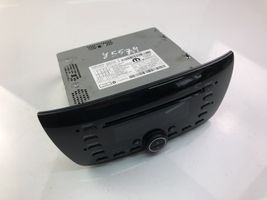 Opel Combo D Radio/CD/DVD/GPS-pääyksikkö 0520465460