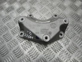 BMW X3 F25 EGR aušintuvo kronšteinas 6852987