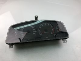 Toyota Avensis T220 Compteur de vitesse tableau de bord 8380005430