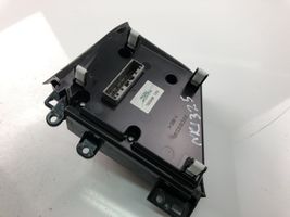 Honda CR-V Panel klimatyzacji SAJAA2710