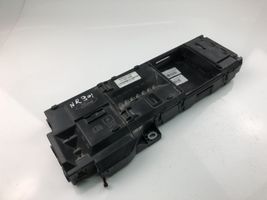 Ford Transit -  Tourneo Connect Saugiklių dėžė (komplektas) BK2T14401