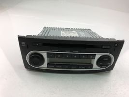 Mitsubishi Colt Panel / Radioodtwarzacz CD/DVD/GPS 8701A239