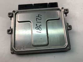 Renault Captur Sterownik / Moduł ECU 237103368R