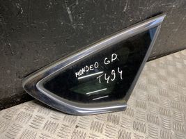 Ford Mondeo MK V Cornice del finestrino/vetro della portiera posteriore 