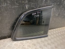 BMW 2 F46 Takaoven ikkunalasin kehys 