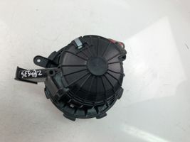 Audi A5 8T 8F Pečiuko ventiliatorius/ putikas X6553