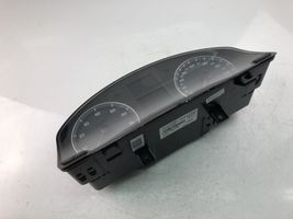 Volkswagen Golf V Compteur de vitesse tableau de bord 1K0920851N