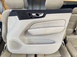 Volvo XC60 Seat set Flood