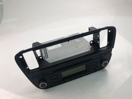 Skoda Citigo Unité principale radio / CD / DVD / GPS 1ST035156B