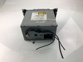 Mercedes-Benz C AMG W204 Radio/CD/DVD/GPS-pääyksikkö A2048705590