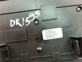 Volvo V70 Climate control unit 30782903