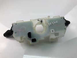 Renault Zoe Leva/interruttore dell’indicatore di direzione e tergicristallo 255673247R