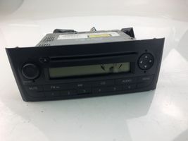 Fiat Grande Punto Panel / Radioodtwarzacz CD/DVD/GPS 735446970