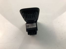 Volvo S80 Electric window control switch 31394840