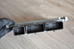 Renault Master III Sterownik / Moduł ECU 237109955R