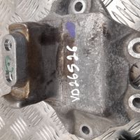 Opel Vivaro Uchwyt / Mocowanie chłodnicy spalin EGR 9807981780