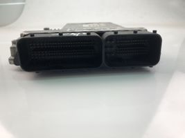 BMW 1 E81 E87 Sterownik / Moduł ECU 7797217