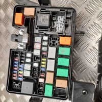 KIA Rio Fuse box set 91750H8210