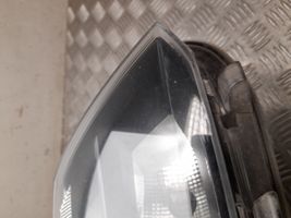 Volkswagen Caddy Lampa przednia 2K5941006B