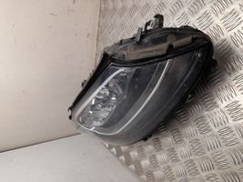 Mercedes-Benz C AMG W205 Lampa przednia A2059067002