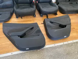 Tesla Model 3 Sitze komplett 