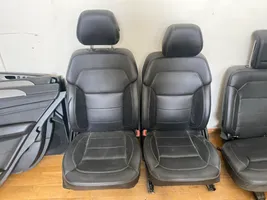 Mercedes-Benz ML W166 Fotele / Kanapa / Komplet 