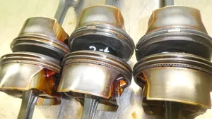 Peugeot 5008 Piston avec bielle 276952