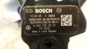 Mercedes-Benz E W212 Polttoaineen ruiskutuksen suurpainepumppu 0445010245