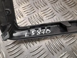 Mercedes-Benz SLK R172 Ilmastointi-/lämmityslaitteen säätimen kehys A1726800327