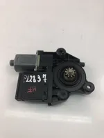 Renault Megane III Front door window regulator motor 807301396R