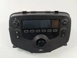 Toyota Aygo AB40 Panel / Radioodtwarzacz CD/DVD/GPS 861200H050