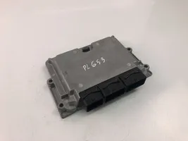 Citroen C5 Sterownik / Moduł ECU 9637137380