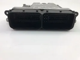 Volkswagen PASSAT B8 Dzinēja vadības bloks 04L907309M