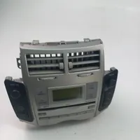 Toyota Yaris Radio/CD/DVD/GPS head unit 861200D210