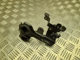 Nissan Juke II F16 EGR-venttiilin/lauhduttimen kiinnike 165887253R