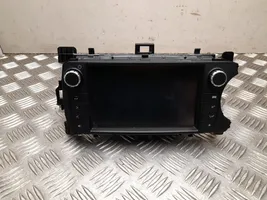 Toyota Yaris Panel / Radioodtwarzacz CD/DVD/GPS 861400D280