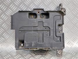 KIA Carens III Boîte de batterie 37150-A4100