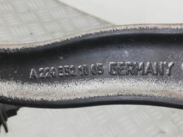 Mercedes-Benz S AMG W222 Stub axle A2220406